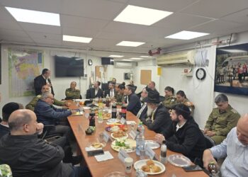 מפקד פיקוד העורף ביקר בעיריית בני ברק