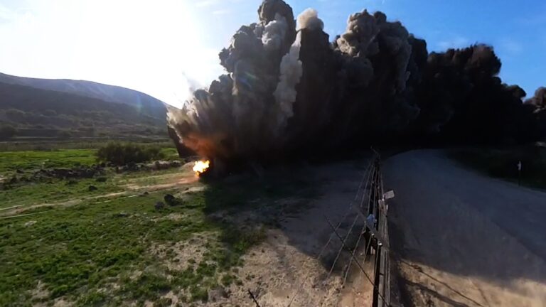 צפו: החלה השמדת שדה מוקשים בגבול עם ירדן