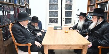גדולי התורה ממועצת אגו”י נפגשו הערב עם מרן הגר”ד לנדו