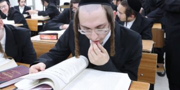 ההרוג בתאונת האוטובוס – הבחור נפתלי צבי קרמר ז”ל