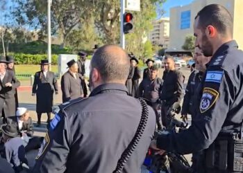 הפגנות מול לשכות הגיוס בירושלים ותל השומר