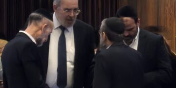 התקדמות בחוק הגיוס לאחר למעלה מ-4 שעות של ישיבה