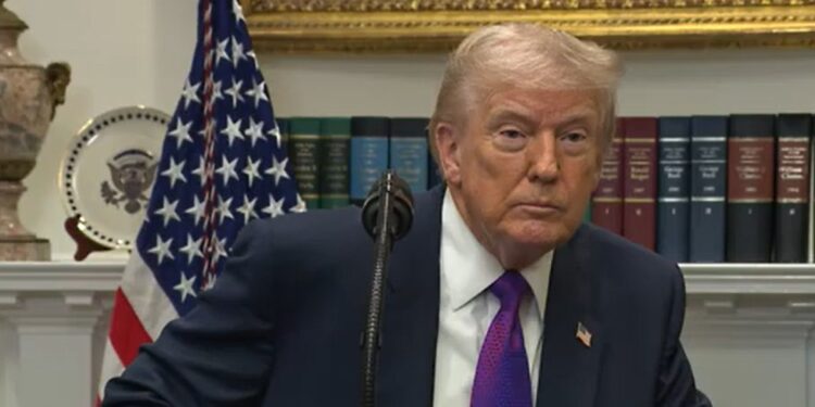 טראמפ תוקף את הנשיא הרצוג: הוא צריך להתבייש