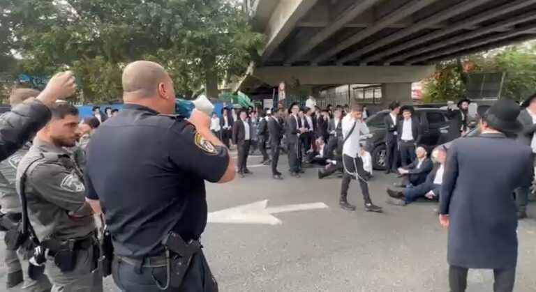 הפלג יצאו להפגין בעקבות המעצרים: כביש 4 נחסם