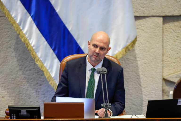 יו"ר הכנסת לשופט עמית: מי שמכבד יכובד - כיבוד רשויות אינו חד סיטרי