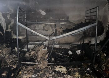 מודיעין עילית: שני לכודים חולצו מבית בוער