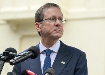 הנשיא הרצוג פתח ביקורו באוסטרליה באתר פיגוע הטרור