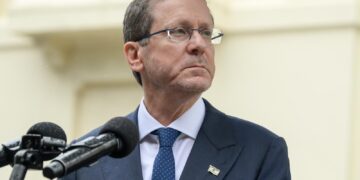 הנשיא הרצוג פתח ביקורו באוסטרליה באתר פיגוע הטרור