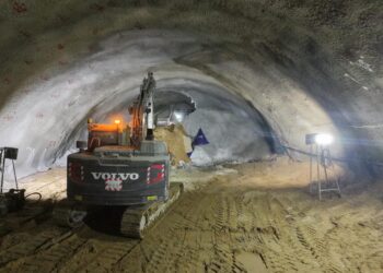 צפו: פריצת מנהרת מבוא איילון כחלק מעבודות להקמת מסילה 431