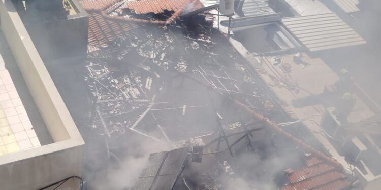 בני ברק: שלושה נפגעים ביניהם תינוק בשריפה