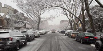 ניו יורק: סופת שלגים קשה בדרך – נאסרה הנסיעה ל-15 שעות