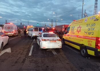 חשד לפיגוע: שוטר נדרס בצומת תפוח