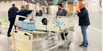 בת 68 נחנקה למוות בדרכה למקלט