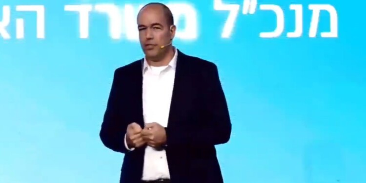 רגע לאחר העברת התקציב – מנכ״ל משרד האוצר מסיים תפקידו