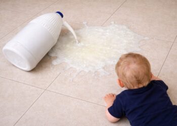 קרית אתא: תינוק פונה לבית החולים לאחר ששתה אקונומיקה