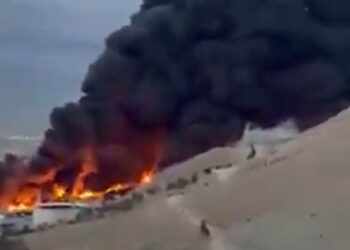 ביום שאחרי התקיפה; גשם שחור באיראן