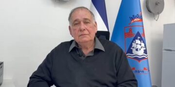 בעקבות הפגיעה בבתי זיקוק יהב תוקף: זו פצצה מתקתקת