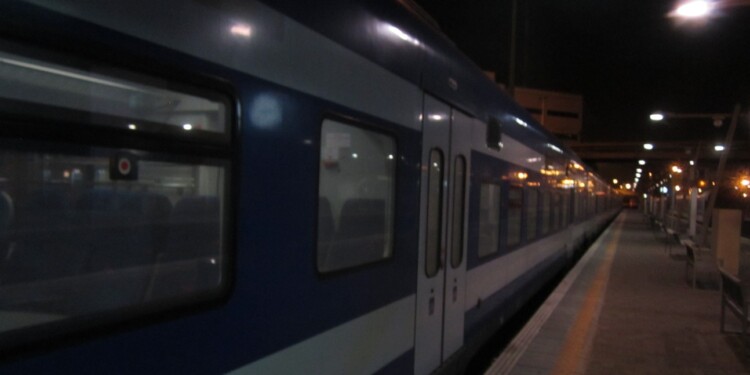 הרכבת תחל מהלילה להפעיל שירות לאורך כל הלילה