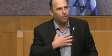 רוטמן לאופוזיציה: הח”כ החשוך החרדי, זו בכלל ח”כית ולא חרדית