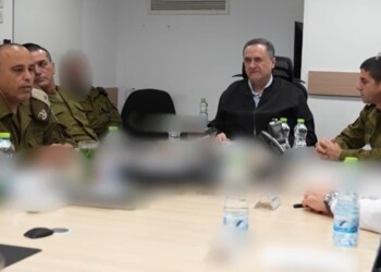 כץ: העיקרון ברור: “יש טרור וטילים אין בתים ואין תושבים”