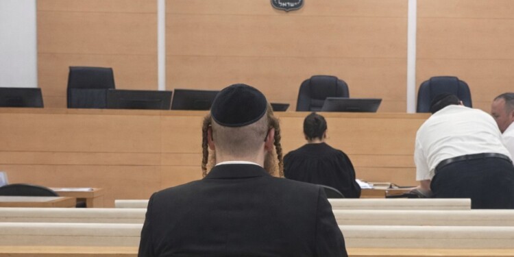 הפרקליטות דורשת להחמיר בעונשו של אלימלך שטרן