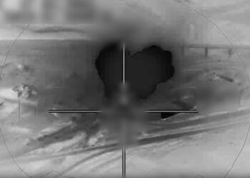 צפו: מטוס הקרב הישראלי משמיד משגר טעון באיראן