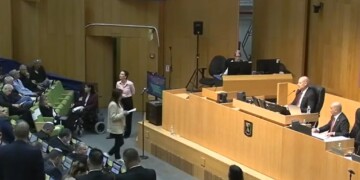 ובימים ההם אין אופוזיציה בישראל