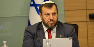 השר עמיחי אליהו המליץ לנשיא על חנינה לנתניהו