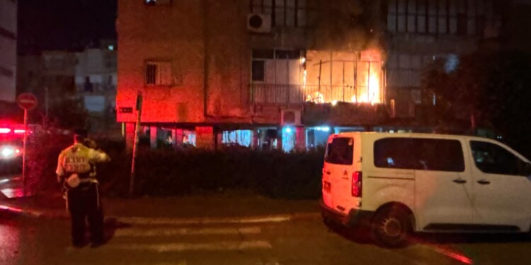 בני ברק: תנור החימום גרם לשריפה ולמספר רב של נפגעים