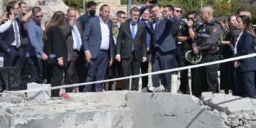 שר החוץ של גרמניה הגיע לזירת נפילת הטיל בבית שמש