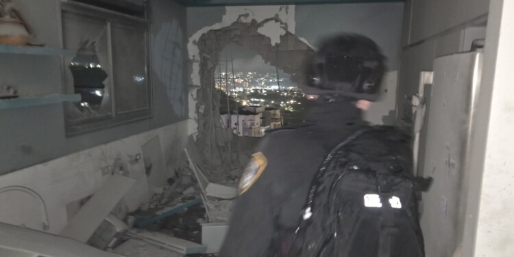 עם צאת השבת פגיעה בדימונה- במקום שני פצועים בינוני