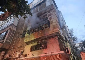 שבעה נפגעים בשריפה בשכונת הדר