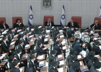 שופטי בג”צ הורו להחיל בסנקציות מיידיות נגד בחורי ישיבה