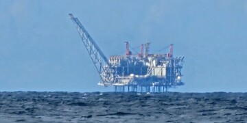 אסדת כריש חוזרת לפעילות