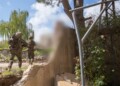 צה”ל השלים את כיתור עיירת החיזבאללה בינת ג׳בייל