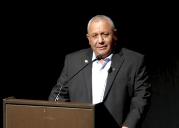 אייזנקוט מגיב לבנט ולפיד: בשביל הניצחון צריך להביא עוד קולות