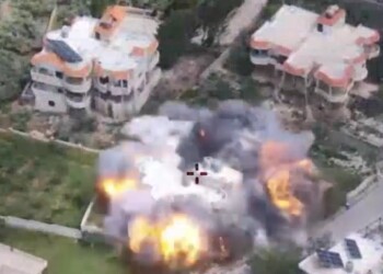 מלחמה בעיצומה: צה”ל תקף בדרום לבנון מחסני אמל”ח