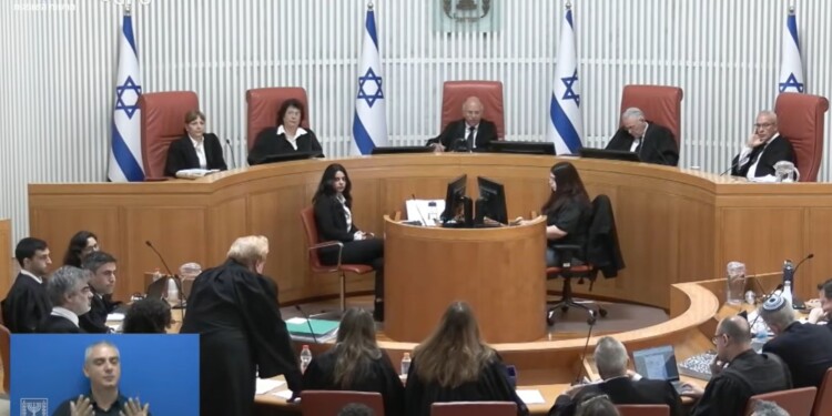 בשעה זו דיון בבג”צ על ביזוי בית המשפט בנוגע לגיוס חרדים