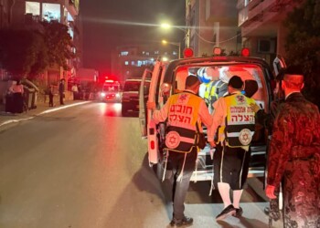 בני ברק: בן 3 נחנק מאזיקון שנסגר סביב צווארו