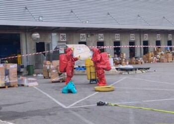 חבילה חשודה בנתב”ג הקפיצה את היחידה לטיפול בחומ”ס