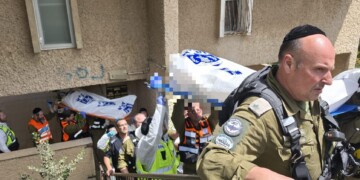 לאחר 17 שעות: אותרו כל ארבעת הגופות בזירה בחיפה