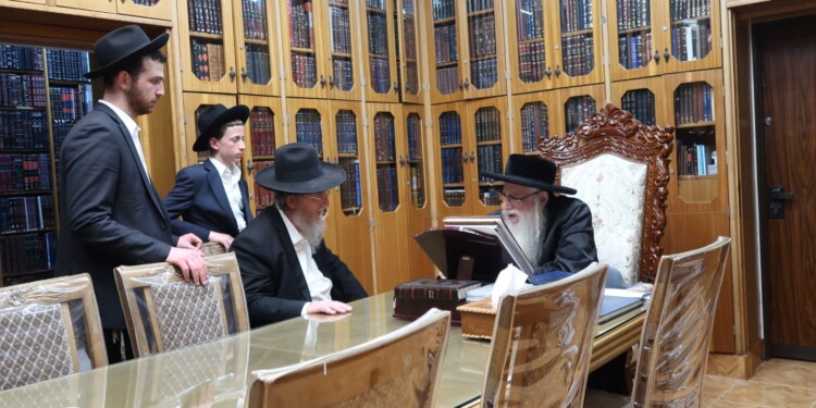 בני משפחת הבחורים שטבעו הגיעו הערב אל האדמו”ר מצאנז