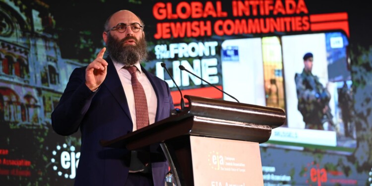 בריסל: כנס של 100 מנהיגים יהודים בצל האנטישמיות