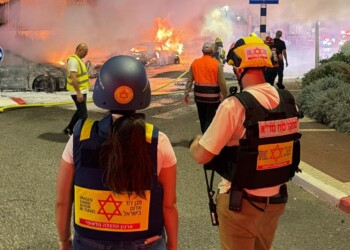 הפסקת האש נכנסה לתוקף; חיזבאללה ירה עד חצות