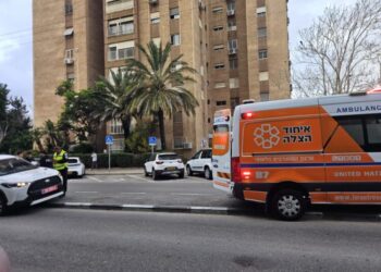 ילד נפצע קשה ושניים נוספים באורח קל מפגיעת רכב