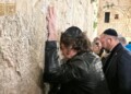 נשיא ארגנטינה הגיע לכותל לפני עזיבתו: “פה אני מרגש קרוב לאלוקים”