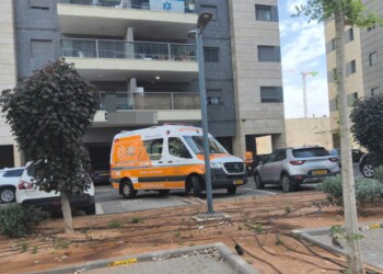 כרמי גת: תינוק בן חצי שנה פונה מבית מטפלת במצב אנוש