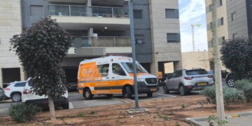 כרמי גת: תינוק בן חצי שנה פונה מבית מטפלת במצב אנוש