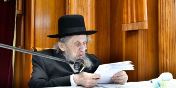 מרן: בני הישיבות לא יילכו לצבא בשום פנים ואופן