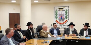 הרב מנחם מנדל נחשון נבחר לכהן כרב העיר של נוף הגליל